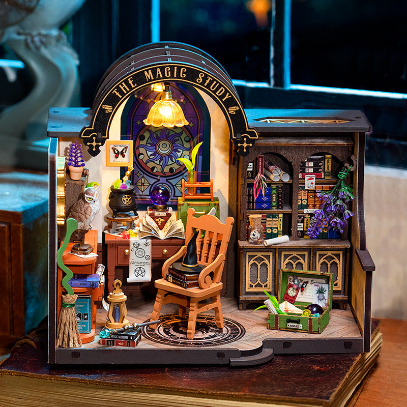 ROBOTIME DIY Miniature House Kit Magic Study Craft Model Kits